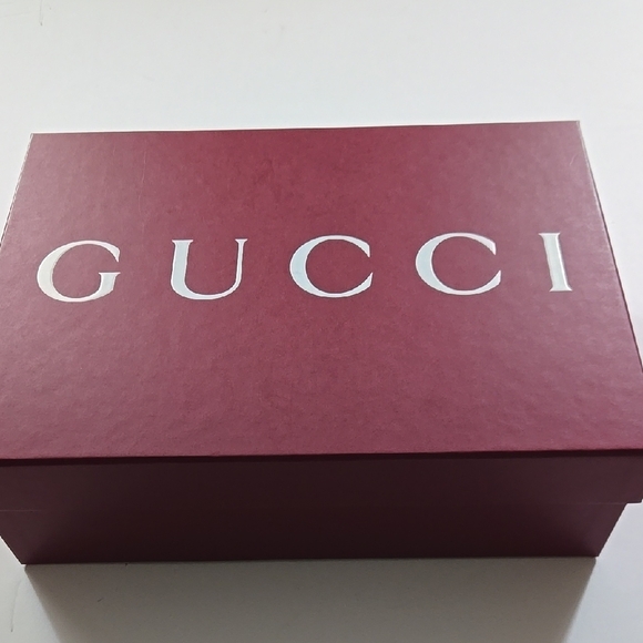 Gucci Red Shoe Box - Picture 3 of 5
